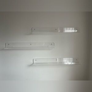 Crate and Barrel Kids Now You See It Clear Acrylic Floating Display Ledge